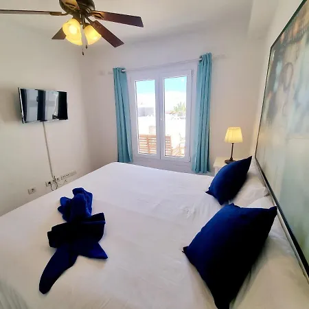 Flower 14 San Bartolomé